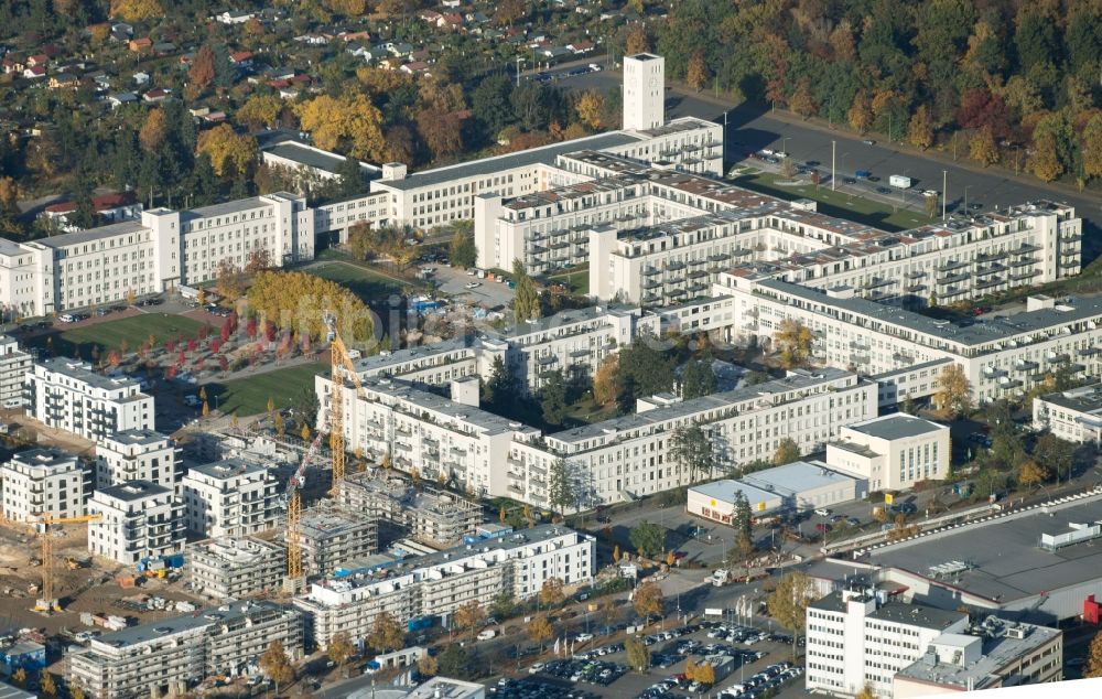 Luftbild Berlin - Wohnungsbauprojekt GreenLofts Monroe Park in Berlin-Lichterfelde