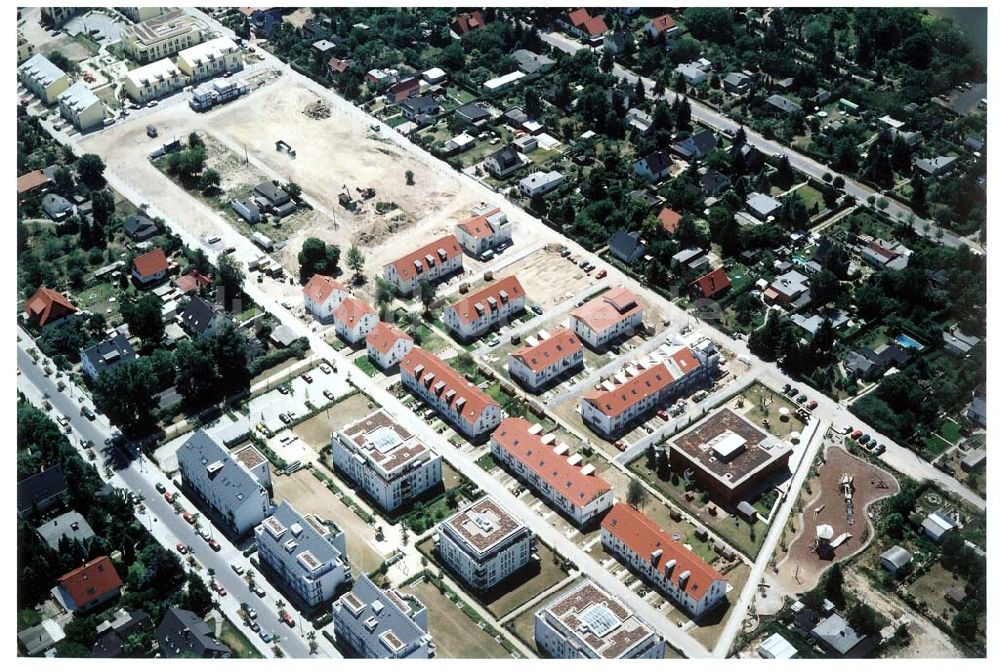 Berlin aus der Vogelperspektive: Wohnungsneubau an der Blankenfelder Straße in Berlin-Buchholz ( Stadtbezirk Berlin-Pankow).