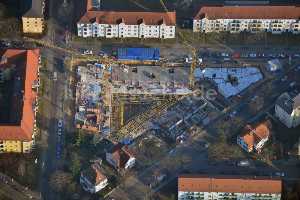 Berlin von oben - Wohnungsneubau der EVM eG im Ortsteil Karlshorst in Berlin