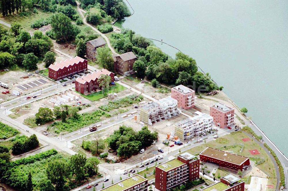 Berlin / Lichtenberg von oben - Wohnungsneubau der Unternehmensgruppe ZIEL an der Rummelsburger Bucht / Lichtenberg