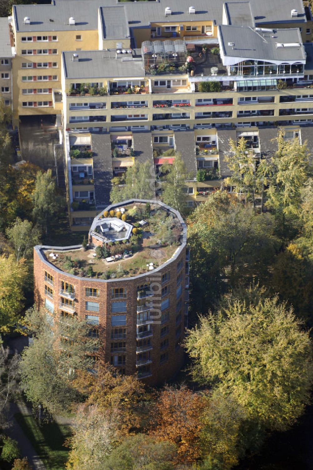 Luftbild Berlin - Wohnviertel am Holsteiner Ufer in Berlin Tiergarten