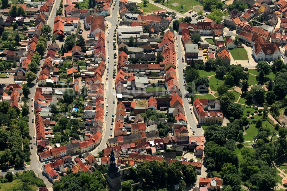 Bad Frankenhausen/Kyffhäuser aus der Vogelperspektive: Wohnviertel zwischen Born- und Lindenstraße in Bad Frankenhausen im Bundesland Thüringen