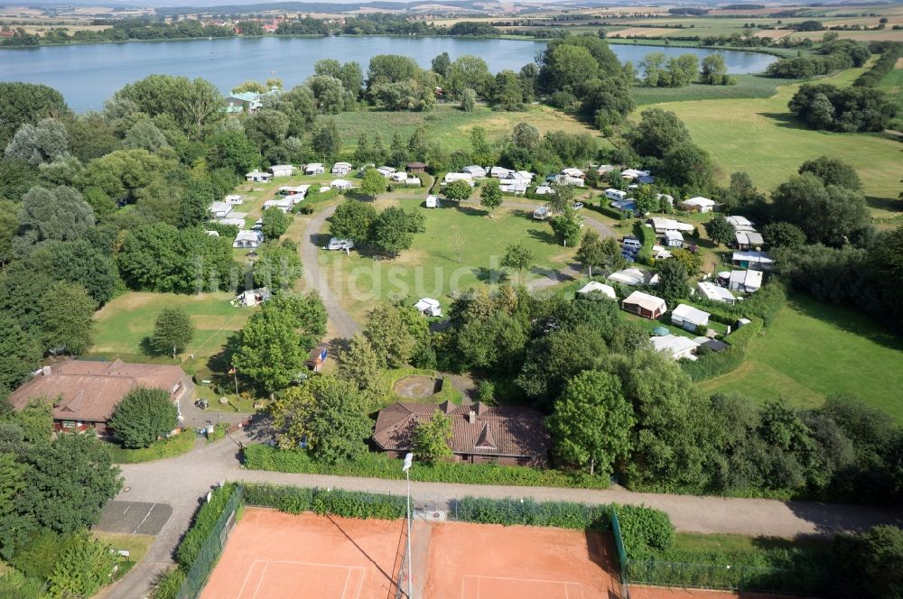 Seeburg von oben - Wohnwagen- Siedlung auf einem Campingplatz in Seeburg im Bundesland Niedersachsen