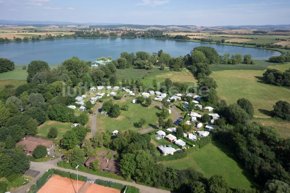 Seeburg aus der Vogelperspektive: Wohnwagen- Siedlung auf einem Campingplatz in Seeburg im Bundesland Niedersachsen