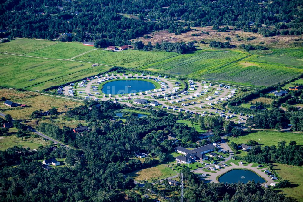 Luftbild Römö - Wohnwagen und Wohnmobile auf dem Wohnmobilstellplatz Oasen in Römö in Region Syddanmark, Dänemark