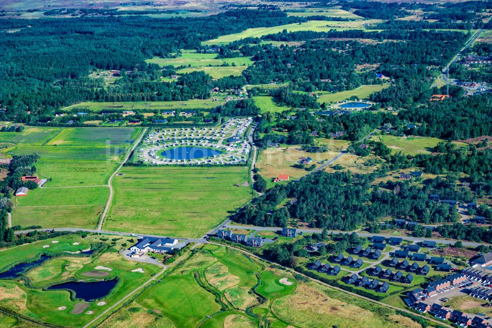 Luftaufnahme Römö - Wohnwagen und Wohnmobile auf dem Wohnmobilstellplatz Oasen WoMo Stellplatz in Römö in Region Syddanmark, Dänemark