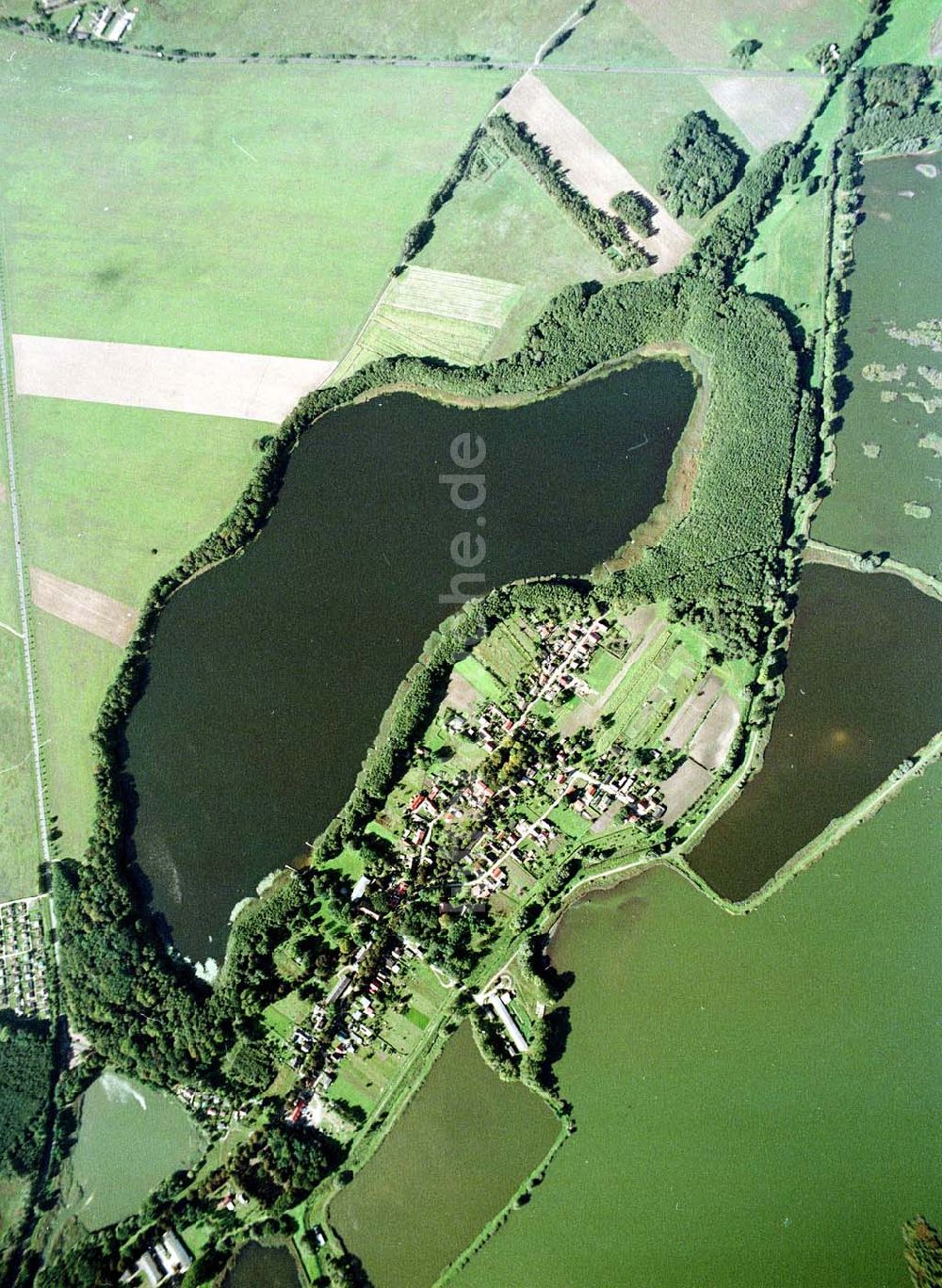 Wriezen / BRB aus der Vogelperspektive: Wriezener See aus 6000 ft Höhe.