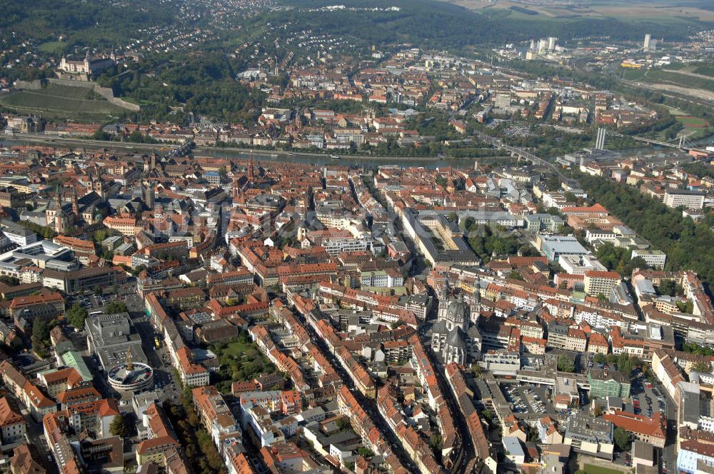 Luftbild WÜRZBURG - Würzberg mit der Festung Marienberg, der Marienkapelle und dem Würzburger Dom