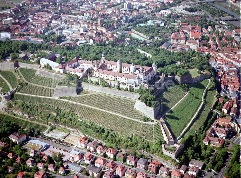 Luftaufnahme Würzburg / Bayern - Würzburg mit dem Stadtzentrum