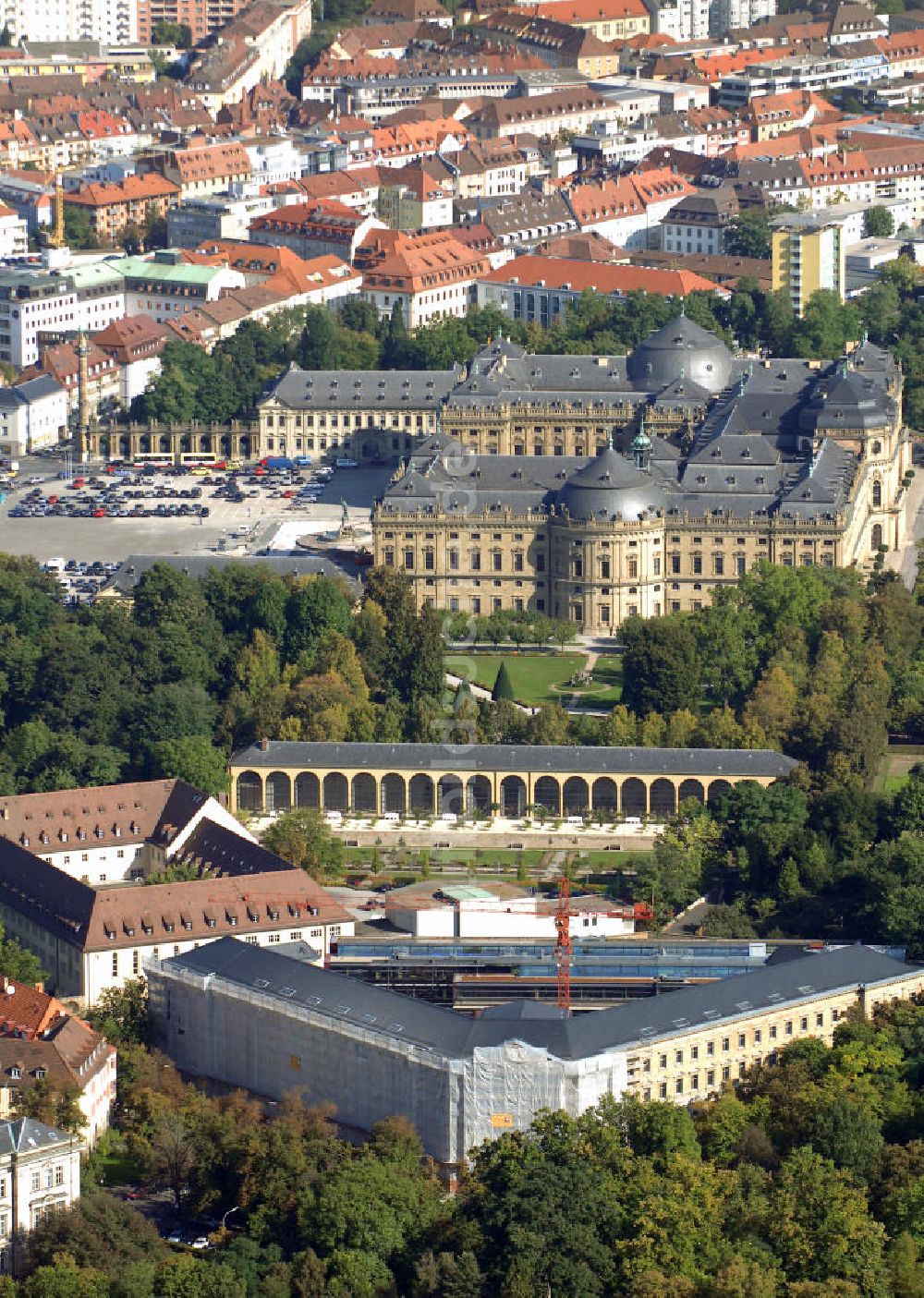 Würzburg aus der Vogelperspektive: Würzburger Residenz in Bayern