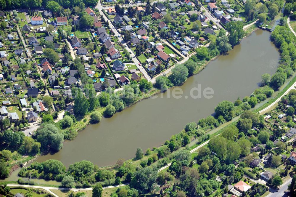 Berlin aus der Vogelperspektive: Wuhlebecken zwischen Berlin-Biesdorf und Berlin-Kaulsdorf