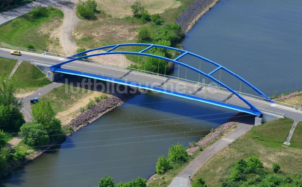 Wusterwitz aus der Vogelperspektive: Wusterwitzer Brücke am Elbe-Havel-Kanal im Bundesland Brandenburg