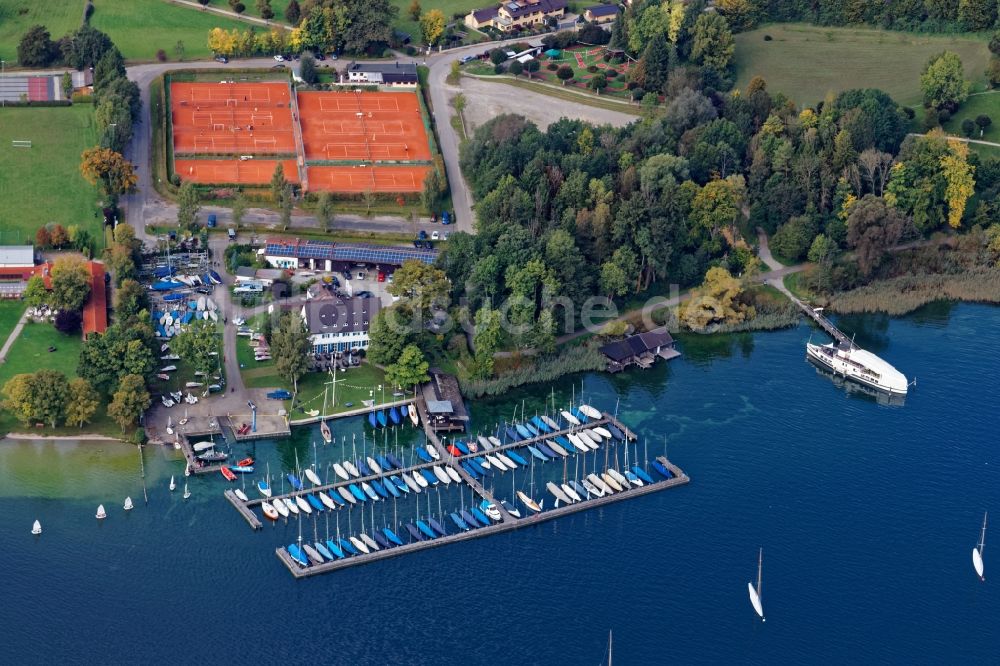 Luftaufnahme Tutzing - Yachtclub und Yachthafen mit Sportboot- Anlegestellen und Bootsliegeplätzen am Ufer des Starnberger Sees in Tutzing im Bundesland Bayern, Deutschland