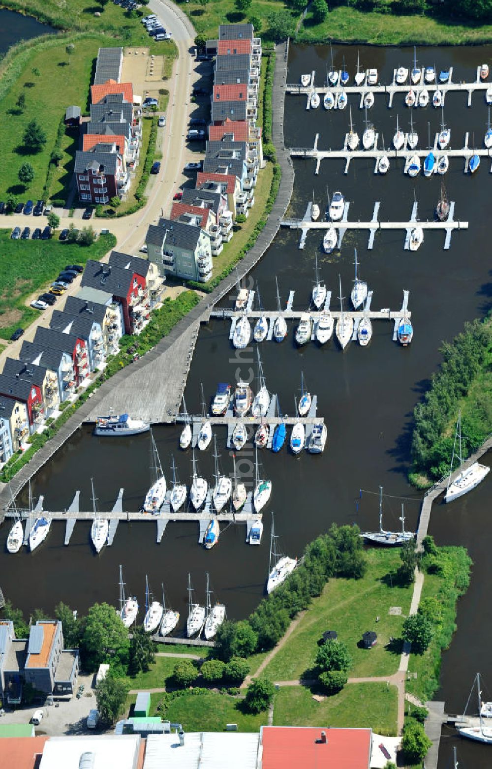 Luftaufnahme Hansestadt Greifswald - Yachthafen Marina am Ryck in Greifswald