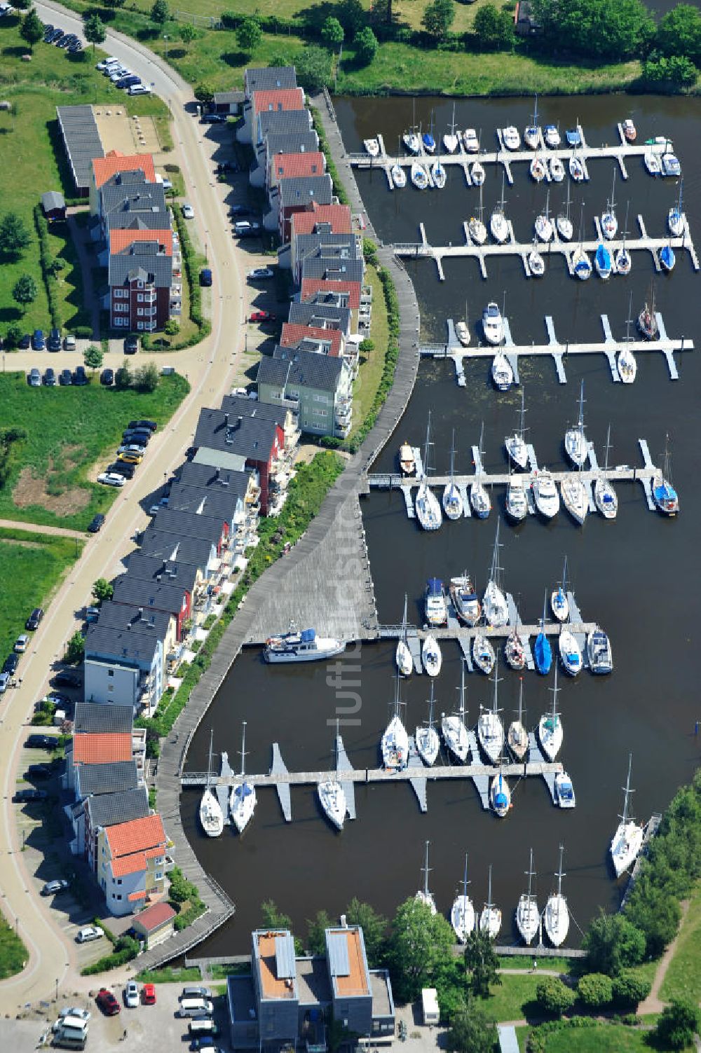 Hansestadt Greifswald aus der Vogelperspektive: Yachthafen Marina am Ryck in Greifswald