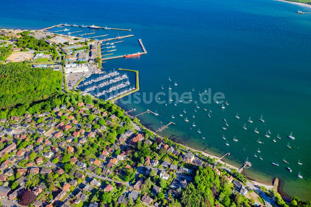 Eckernförde von oben - Yachthafen am Uferbereich Eckernförde in Eckernförde im Bundesland Schleswig-Holstein, Deutschland