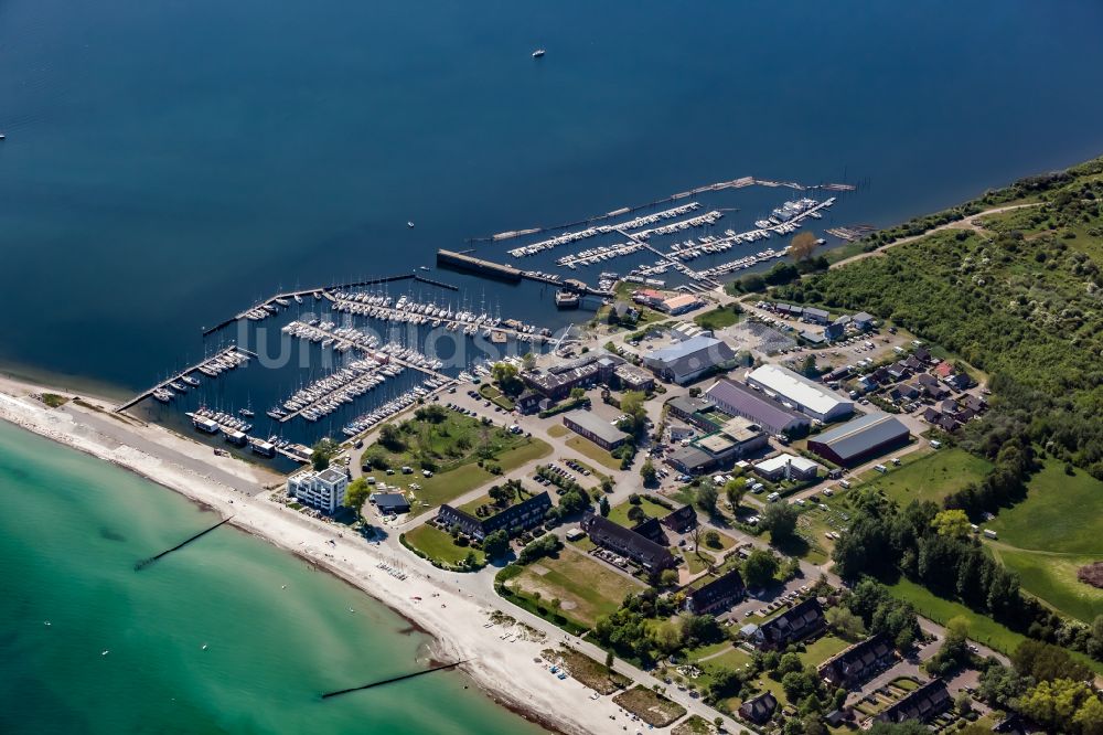 Luftbild Großenbrode - Yachthafen am Uferbereich Wassersport Zentrum in Großenbrode im Bundesland Schleswig-Holstein, Deutschland