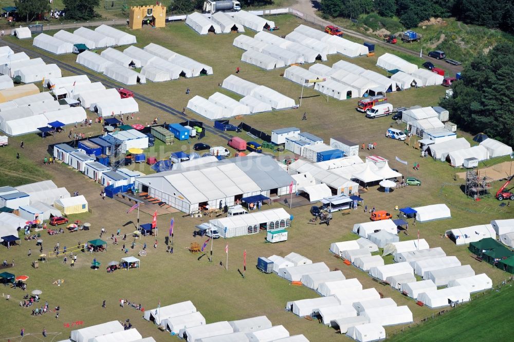 Luftbild Garlstorf - Zeltlager des Jugendfeuerwehr-Camps des Landkreises Harburg