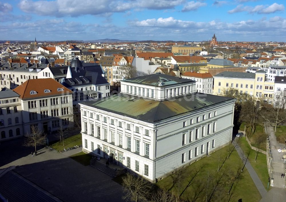 Luftbild Halle - Zentrale Kustodie und Universitätsmuseum am Universitätsplatz in Halle-Saale in Sachsen-Anhalt