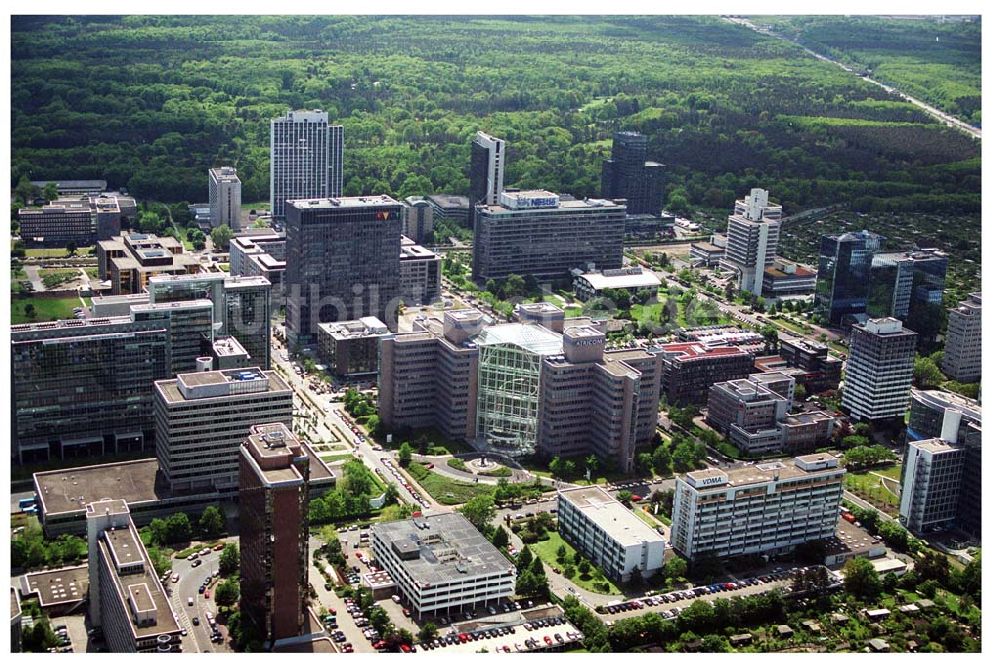 Luftbild Frankfurt am Main - Zentrale der Nestle Deutschland AG in Frankfurt / Main