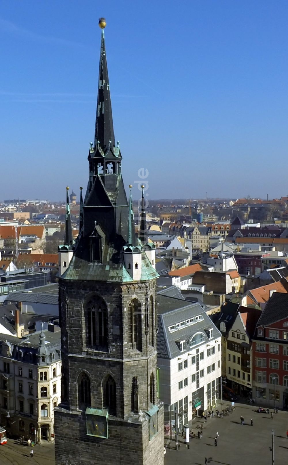 Luftbild Halle ( Saale ) - Zentrum von Halle an der Saale mit Blick auf den Roten Turm und die Marktkirche im Bundesland Sachsen-Anhalt