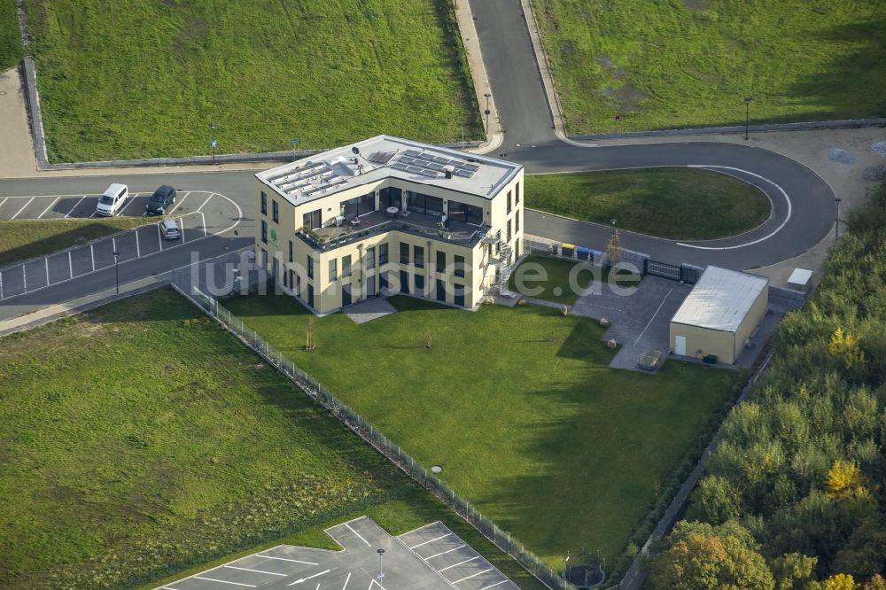 Bochum aus der Vogelperspektive: Zentrum für Naturmedizin in Forschung und Praxis NRW im BioMedizinPark auf dem Gesundheitscampus in Bochum Oesterende im Bundesland Nordrhein-Westfalen NRW