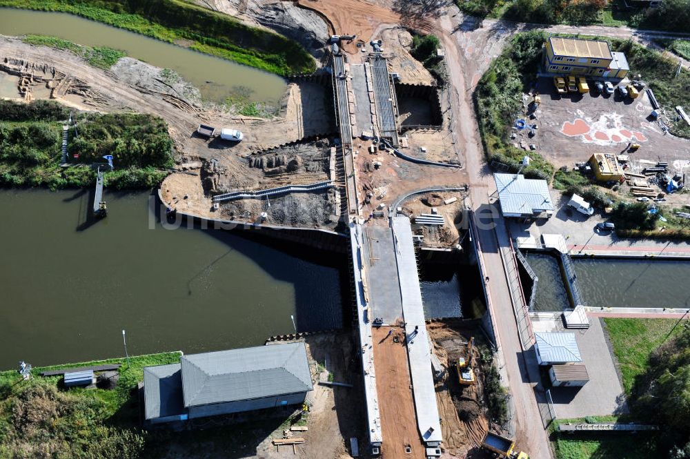 Zerben aus der Vogelperspektive: Zerbener Brücke an der Schleuse Zerben