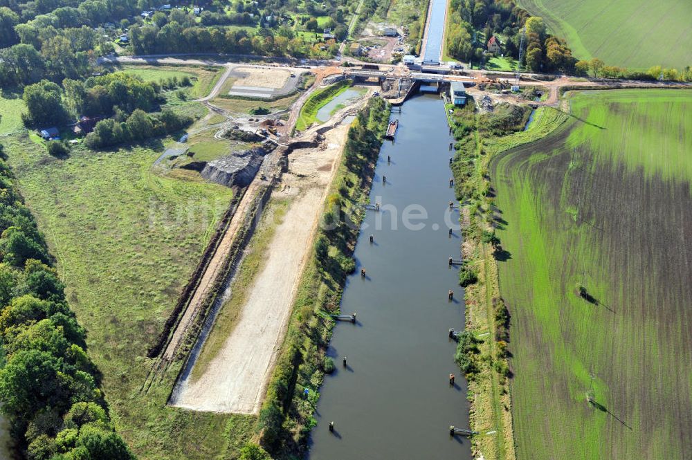 Luftaufnahme Zerben - Zerbener Brücke an der Schleuse Zerben