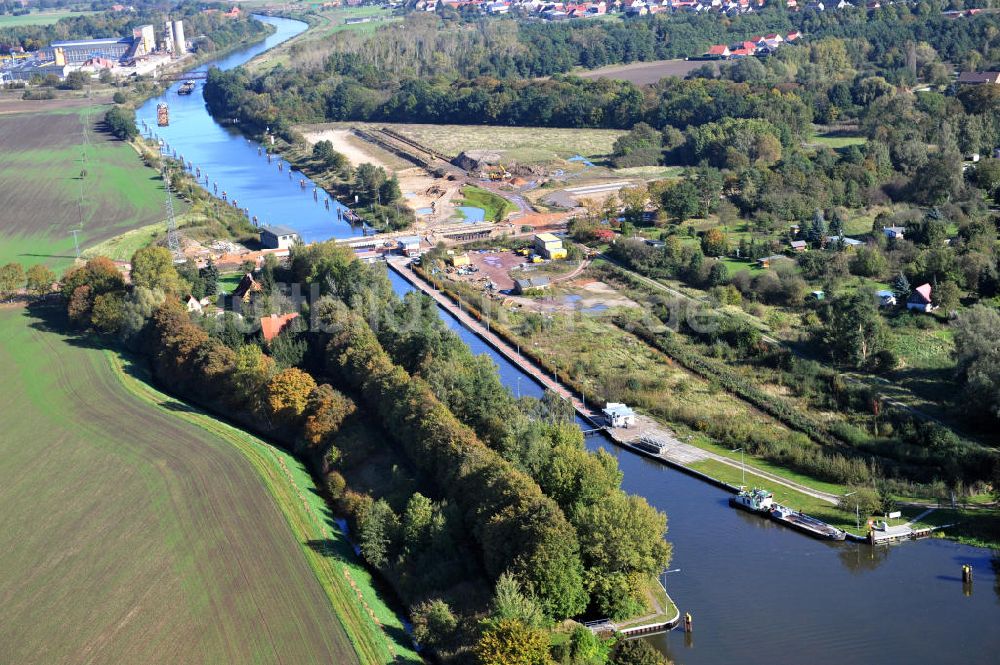 Zerben aus der Vogelperspektive: Zerbener Brücke an der Schleuse Zerben