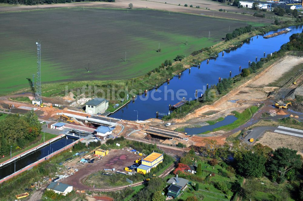 Zerben aus der Vogelperspektive: Zerbener Brücke an der Schleuse Zerben