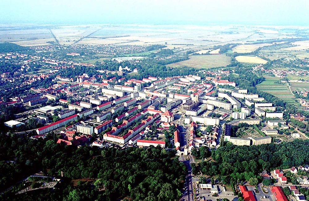 Zerbst / Sachsen-Anhalt von oben - Zerbst / Sachsen-Anhalt Stadtansicht von Zerbst mit Stadtzentrum in Sachsen-Anhalt