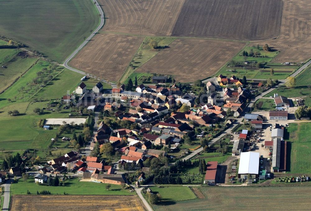 Zimmern aus der Vogelperspektive: Zimmern mit dem Betrieb der Gönnatal Agrar eG in Thüringen