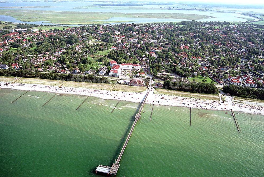 Zingst / Mecklenburg Vorpommern von oben - Zingst / Mecklenburg Vorpommern Stadtansicht von Zingst