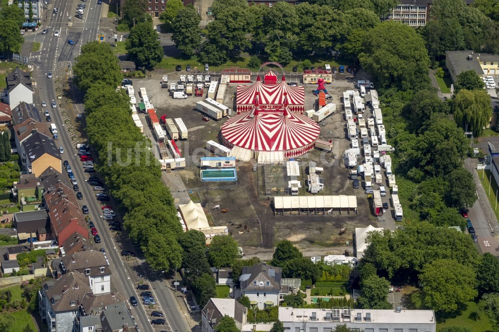 Luftbild Bochum - Zirkus Charles Knie auf dem Festplatz Castroper Straße in Bochum im Bundesland Nordrhein-Westfalen