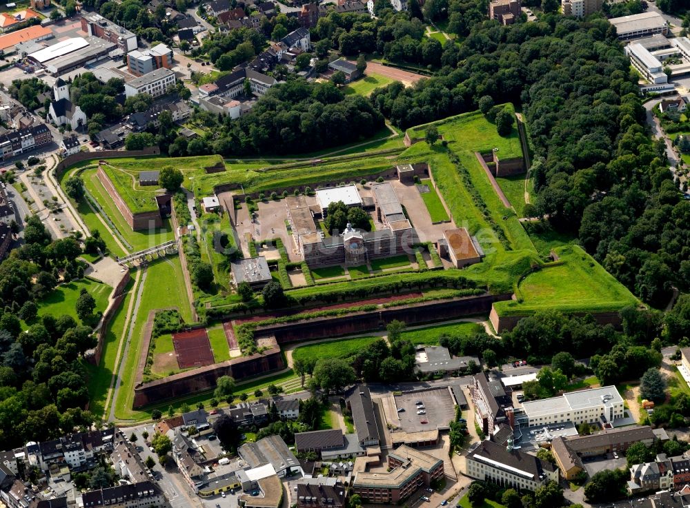 Luftbild Jülich - Zitadelle der Festung Jülich , einer Befestigungsanlage im Bundesland Nordrhein-Westfalen