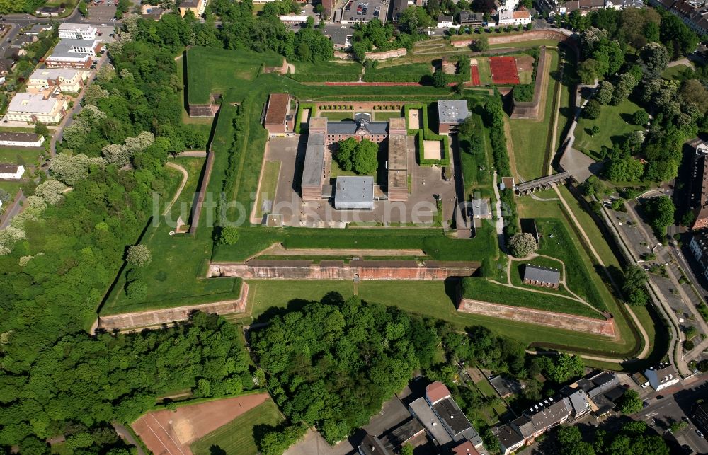 Luftbild Jülich - Zitadelle der Festung Jülich , einer Befestigungsanlage im Bundesland Nordrhein-Westfalen