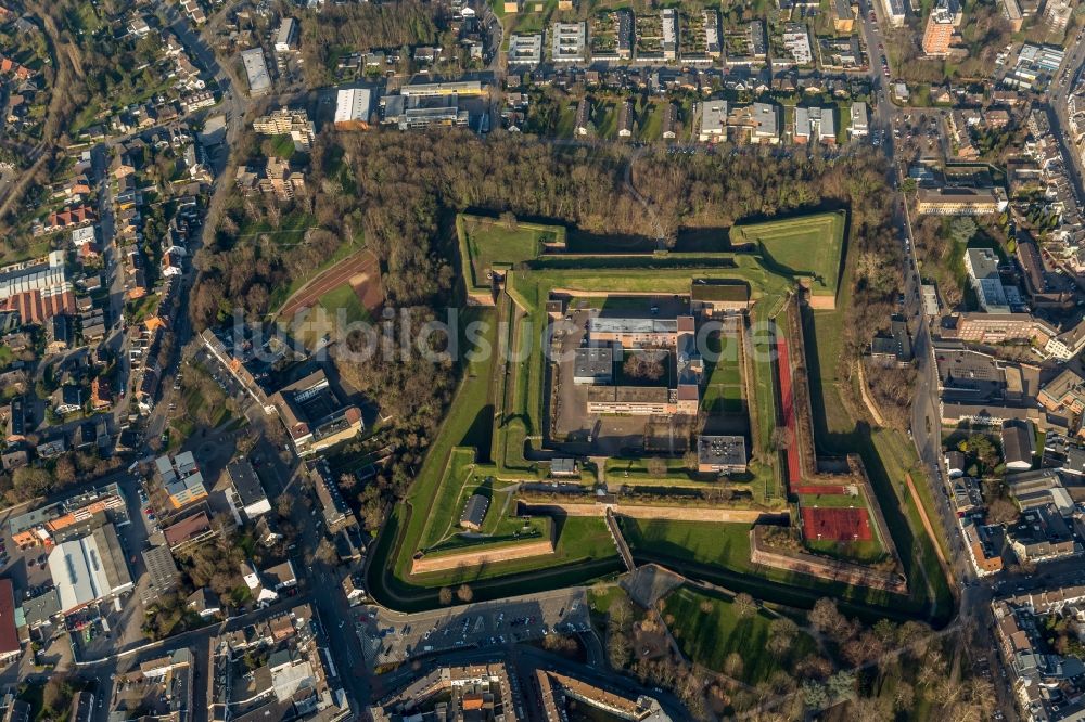 Luftaufnahme Jülich - Zitadelle der Festung Jülich , einer Befestigungsanlage im Bundesland Nordrhein-Westfalen