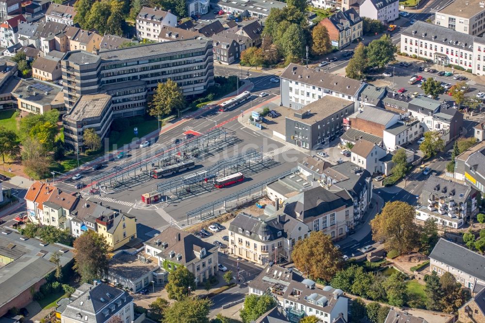 Luftbild Velbert - ZOB Omnibus- Bahnhof an der Friedrich-Ebert-Straße der Verkehrsbetriebe in Velbert im Bundesland Nordrhein-Westfalen