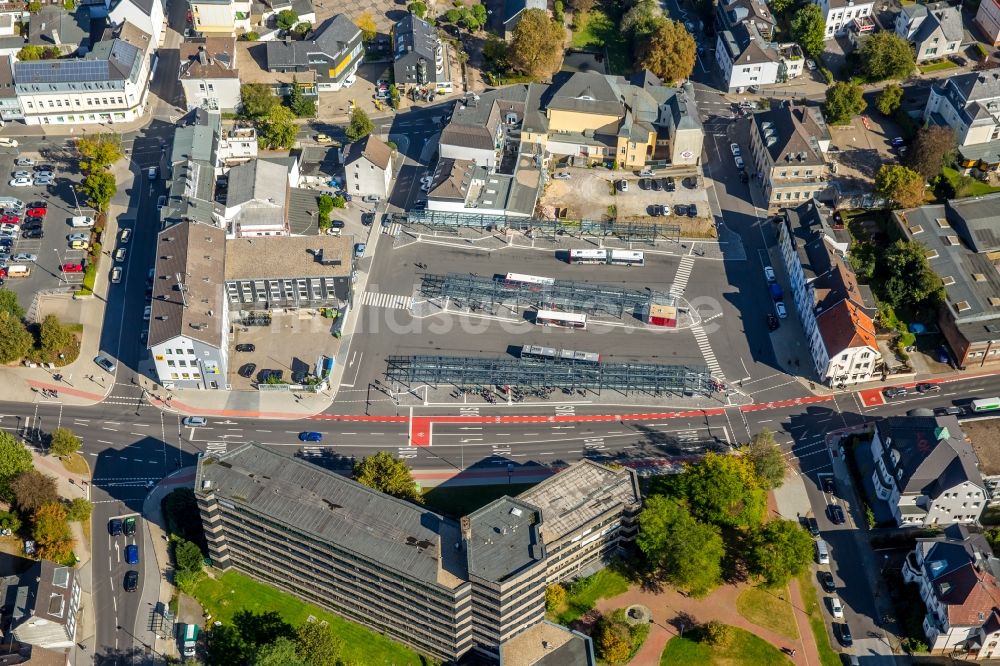 Velbert von oben - ZOB Omnibus- Bahnhof an der Friedrich-Ebert-Straße der Verkehrsbetriebe in Velbert im Bundesland Nordrhein-Westfalen