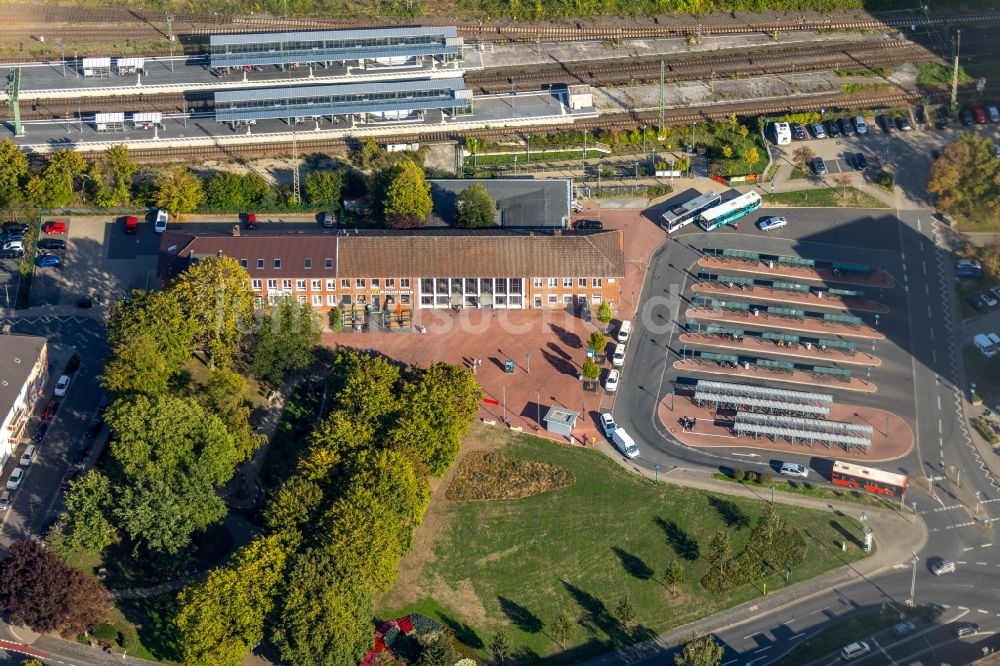 Wesel aus der Vogelperspektive: ZOB Omnibus- Bahnhof der RVN Regionalverkehr Niederrhein GmbH am Franz-Etzel-Platz in Wesel im Bundesland Nordrhein-Westfalen