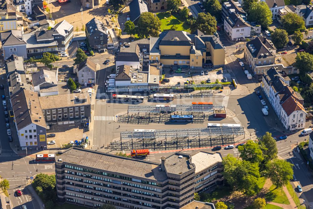 Luftaufnahme Velbert - ZOB Omnibus- Bahnhof der Verkehrsbetriebe in Velbert im Bundesland Nordrhein-Westfalen, Deutschland