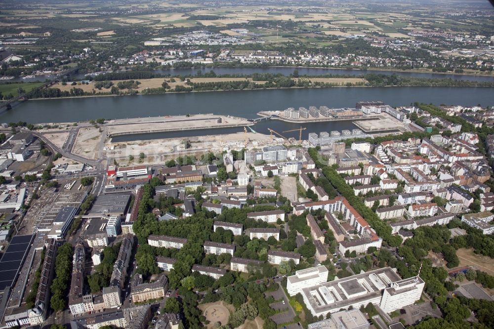 Luftaufnahme Mainz - Zoll- und Binnenhafen in Mainz im Bundesland Rheinland-Pfalz