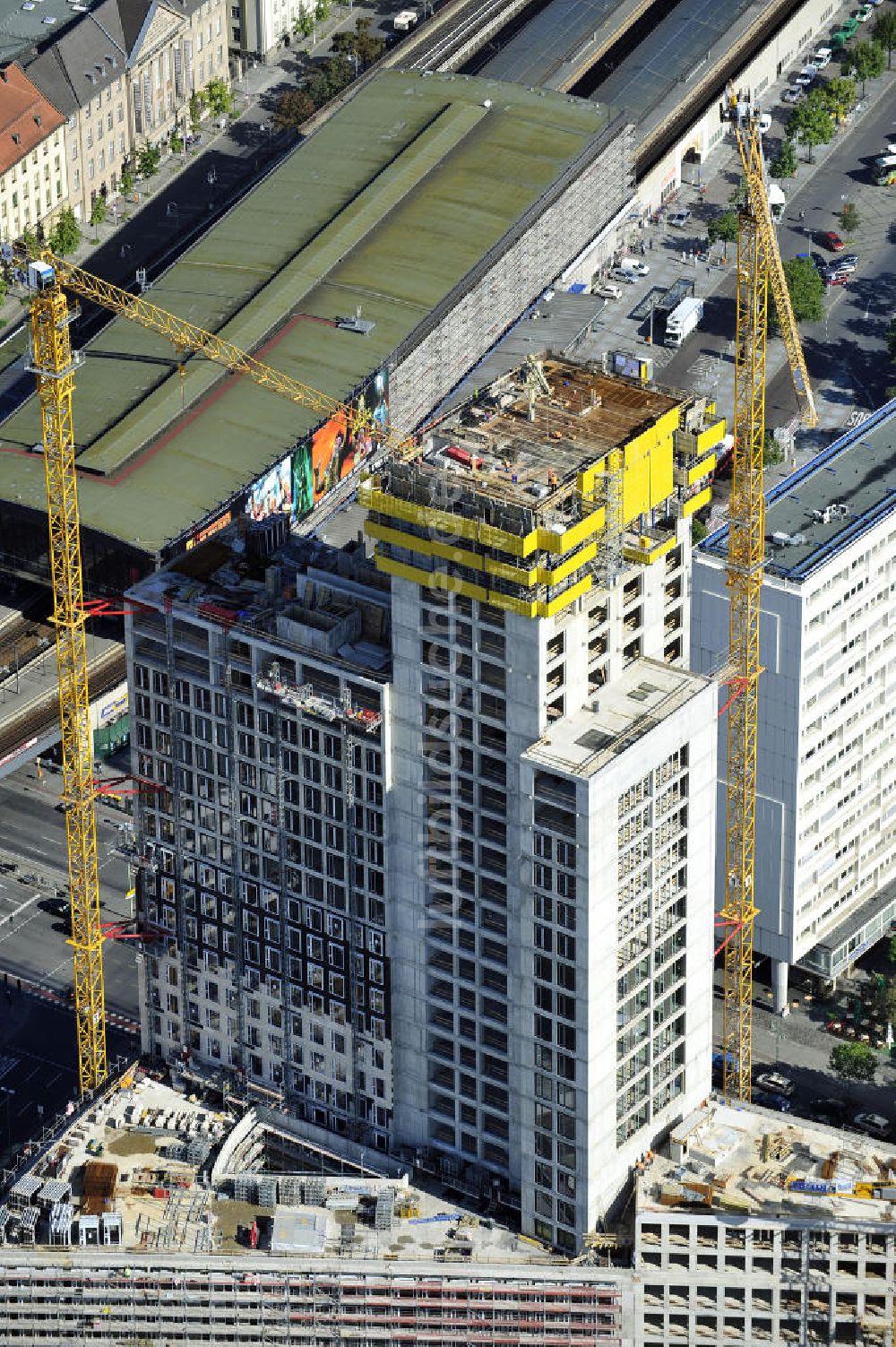 Luftaufnahme Berlin - Zoofenster-Hochhaus am Hardenbergplatz in Berlin-Charlottenburg