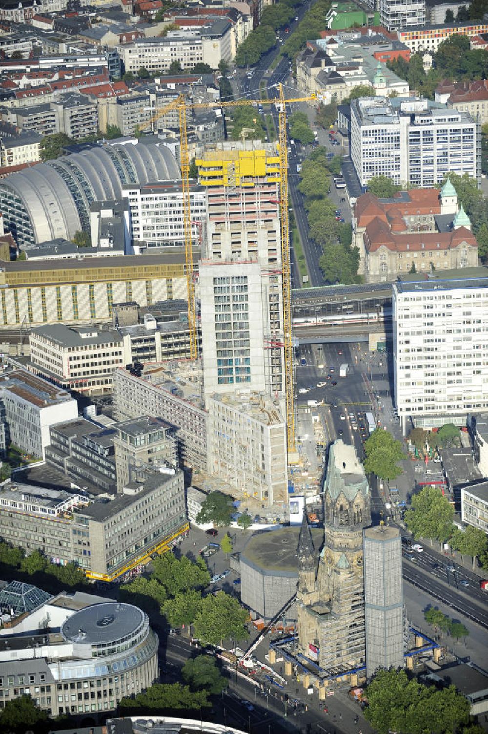 Luftaufnahme Berlin - Zoofenster-Hochhaus am Hardenbergplatz in Berlin-Charlottenburg