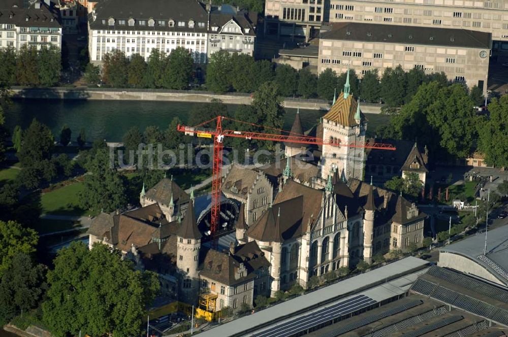 Zürich aus der Vogelperspektive: Zürich Landesmuseum