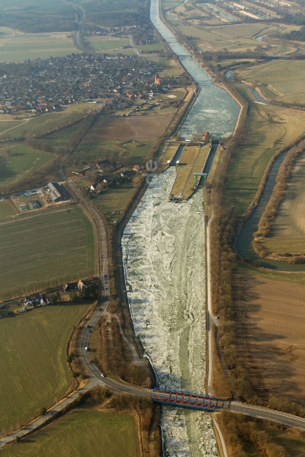 Luftbild Haltern am See - Zugefrorener Wesel-Datteln-Kanal in Haltern am See im Bundesland Nordrhein-Westfalen