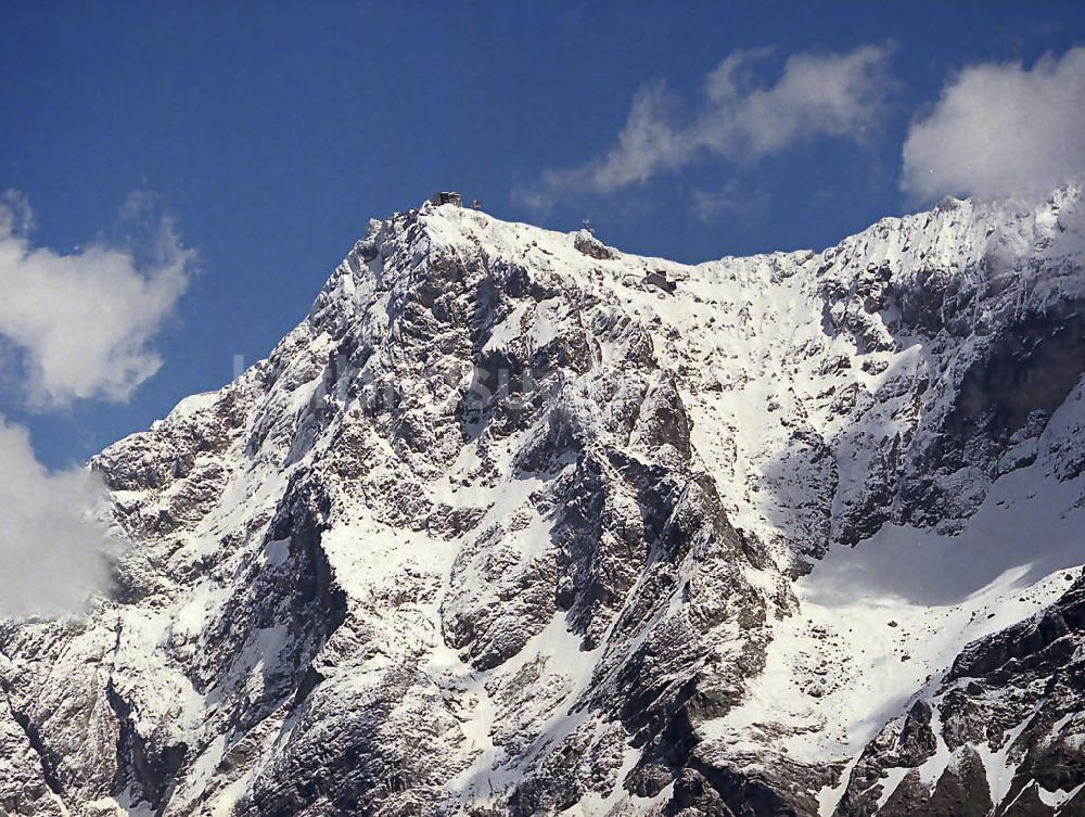 Garmisch-Partenkirchen aus der Vogelperspektive: Zugspitze