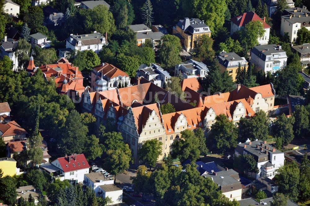 Luftbild Berlin - Zweigstelle Lichterfelde des Amtsgerichts Schöneberg in der Ringstraße im Bezirk Lichterfelde in Berlin