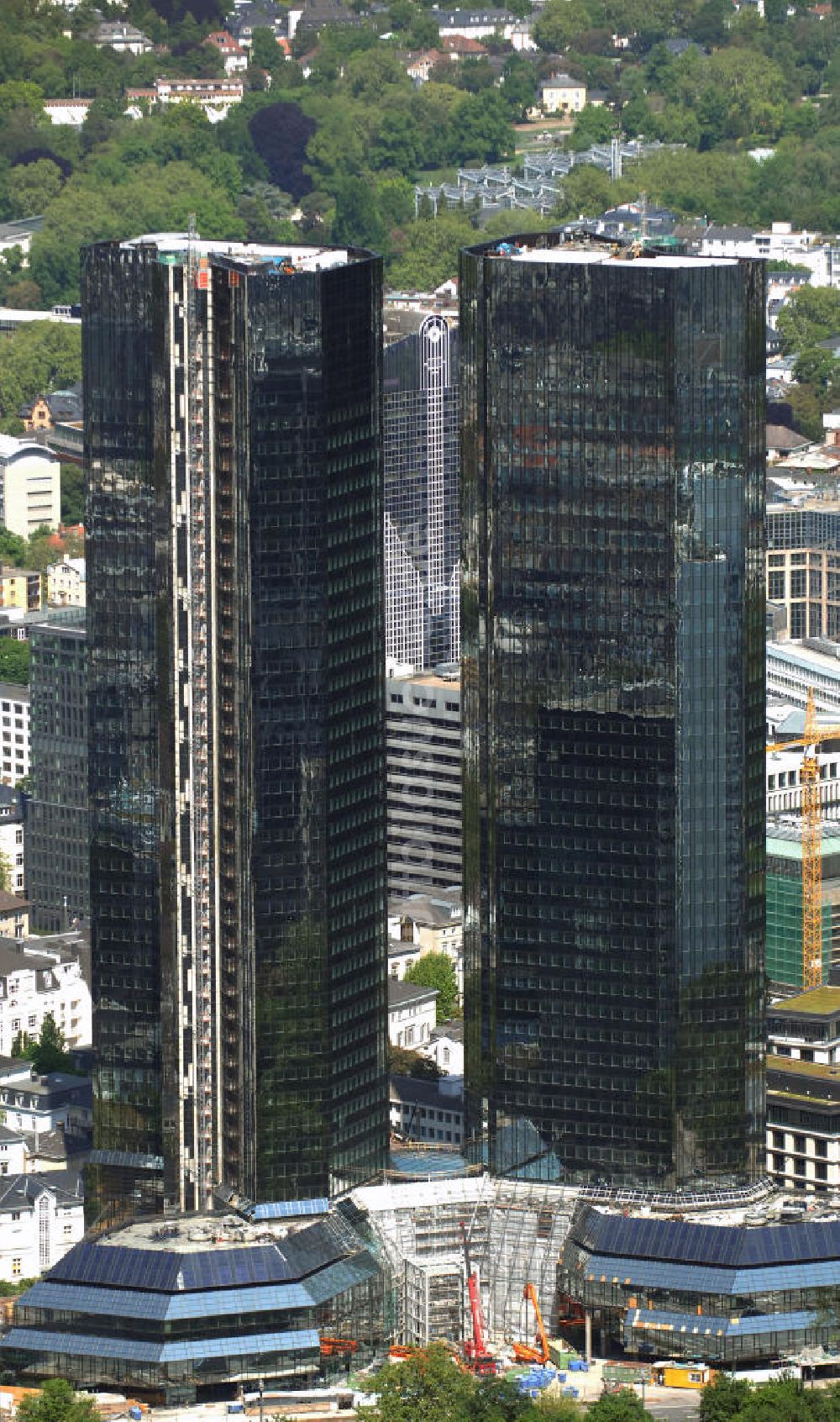 Luftbild Frankfurt am Main - Zwillingstower der Deutschen Bank in Frankfurt