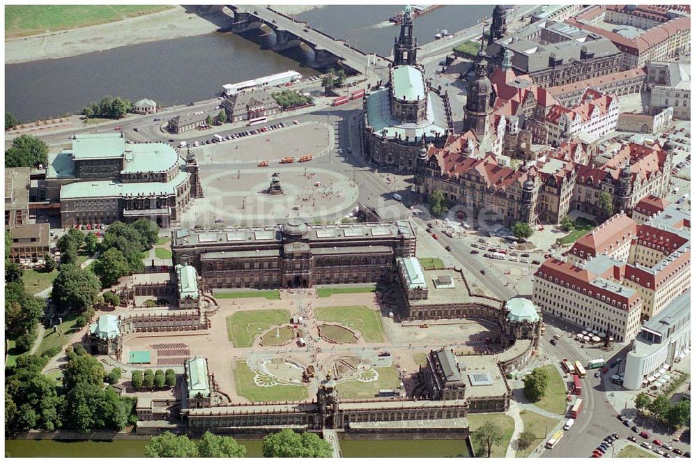 Luftaufnahme Dresden - Zwinger in Dresden